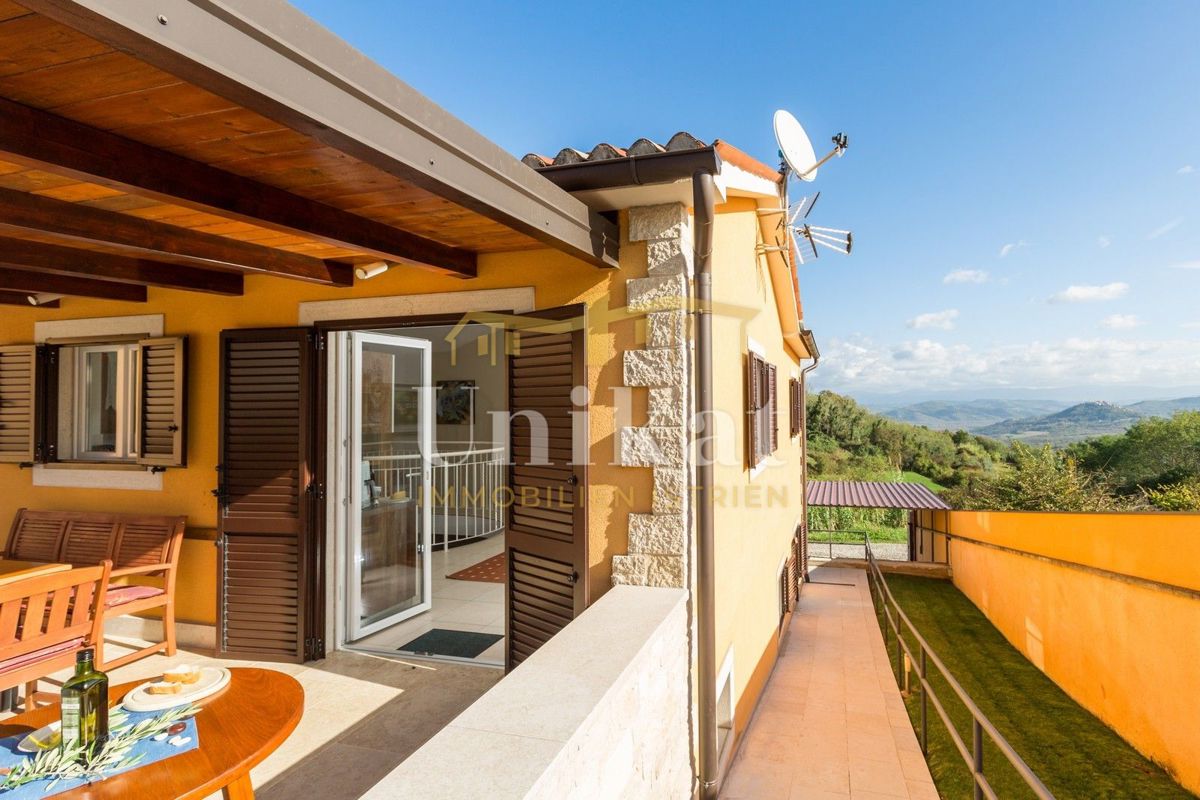 Hiša s čudovitim razgledom - Vižinada